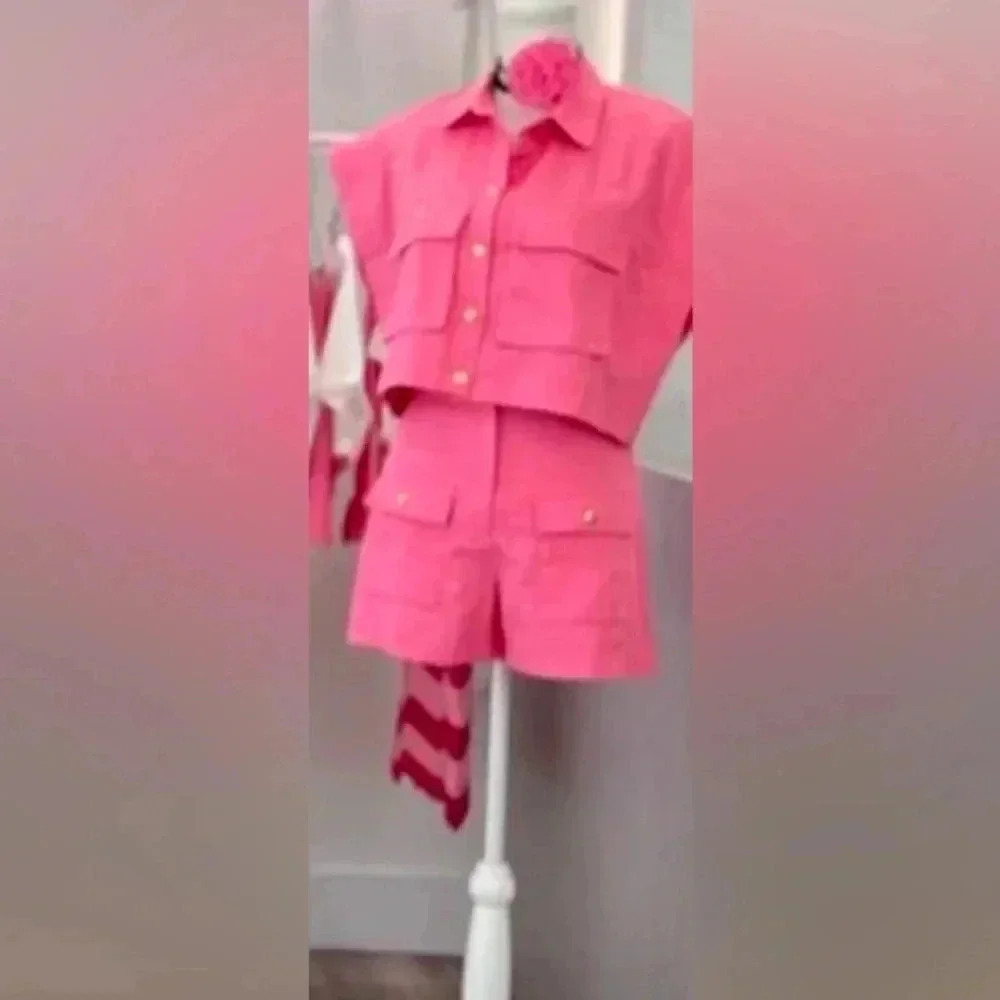 Quzu Pink Denim Mini Shorts/Crop Top set (US Small, Euro 36).